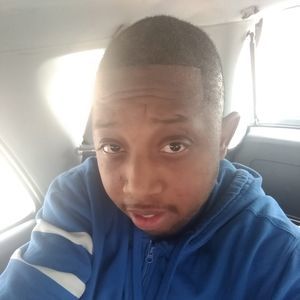 Meet your Posher, Derek